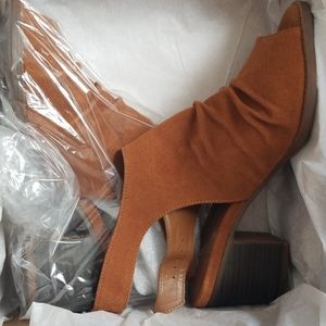 Womens shoe boot